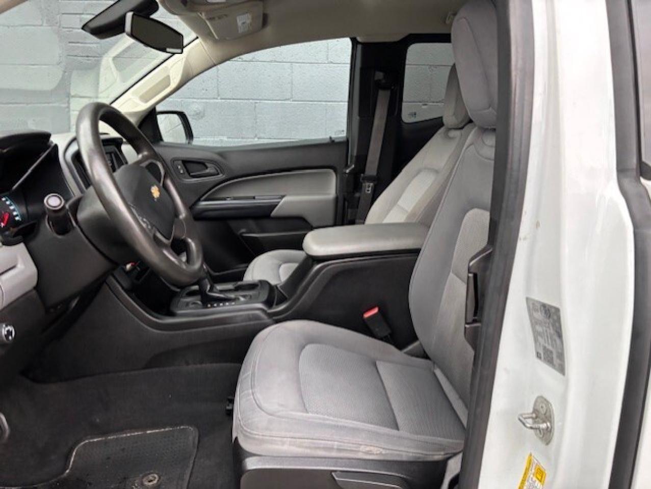 2020 Chevrolet Colorado 4 CYLINDER-1 OWNER-NO ACCIDENTS-CERTIFIED-FINANCE! Photo