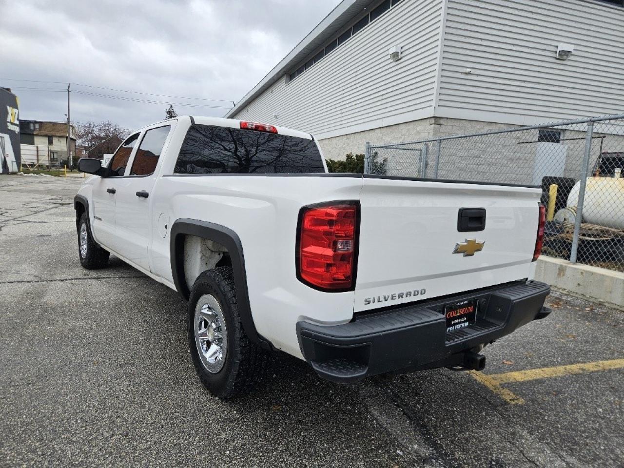 2014 Chevrolet Silverado 1500 V6 **ONLY 40,000KM-1 OWNER-NO ACCIDENTS-CREW CAB** Photo