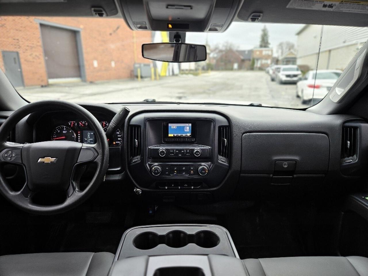 2014 Chevrolet Silverado 1500 V6 **ONLY 40,000KM-1 OWNER-NO ACCIDENTS-CREW CAB** Photo