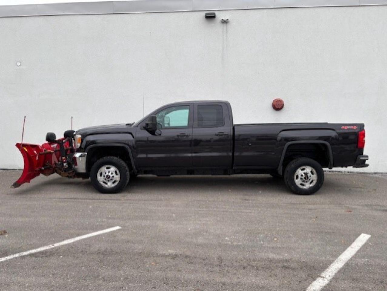 2015 GMC SIERRA 2500HD 4WD BOSS V SNOW PLOW-DOUBLE CAB-LONG BOX Photo