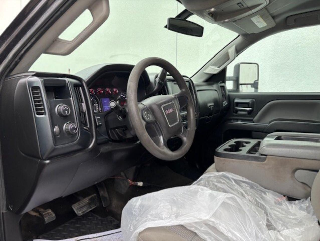 2015 GMC SIERRA 2500HD 4WD BOSS V SNOW PLOW-DOUBLE CAB-LONG BOX Photo