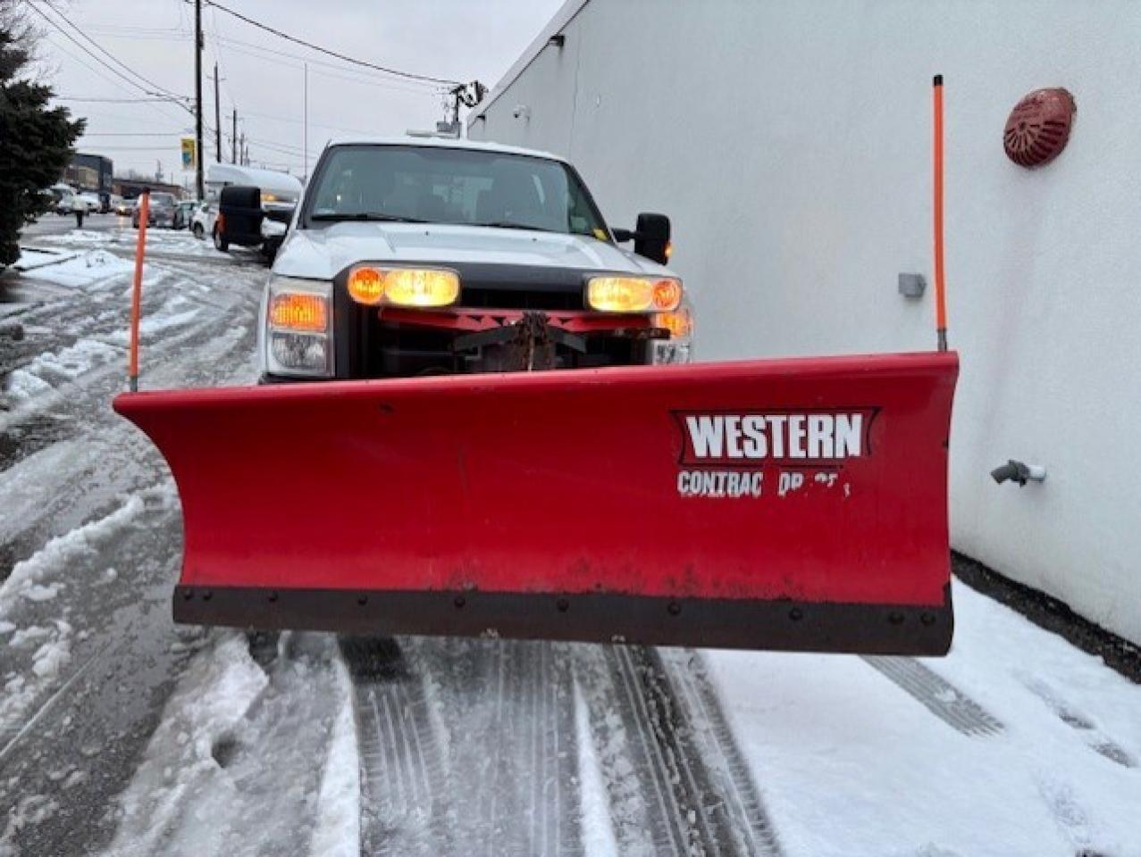 2016 Ford F-250 4WD WESTERN SNOW PLOW-ONLY 90KM-CREW CAB-SHORT BOX Photo