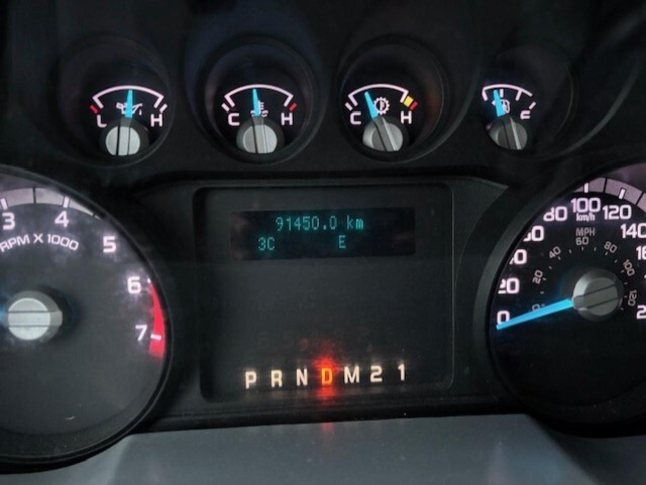 2016 Ford F-250 4WD WESTERN SNOW PLOW-ONLY 90KM-CREW CAB-SHORT BOX Photo