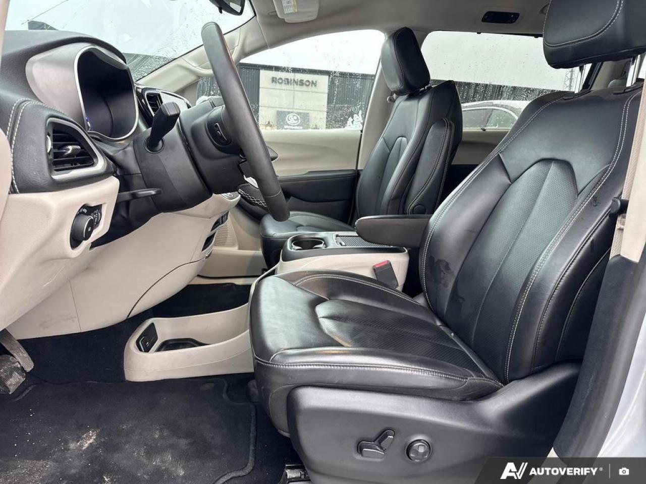 2023 Chrysler Pacifica Touring-L BACKUP CAM   BLUETOOTH   HTD SEATS   KEY Photo