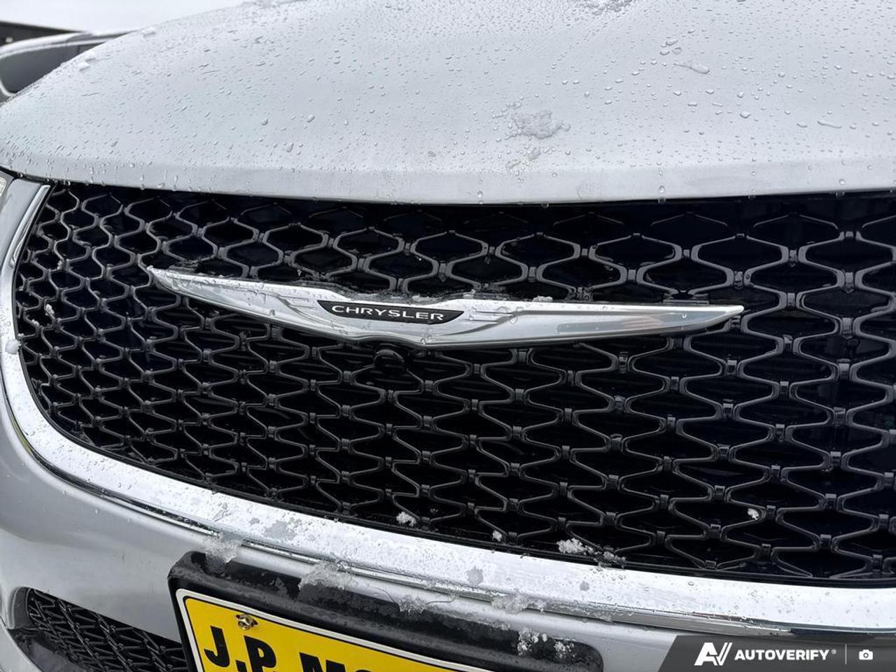 2023 Chrysler Pacifica Touring-L BACKUP CAM   BLUETOOTH   HTD SEATS   KEY Photo