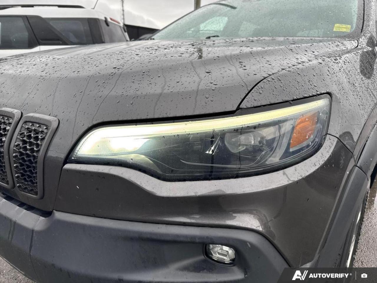 2019 Jeep Cherokee Trailhawk BACKUP CAM   BLUETOOTH   KEYLESS ENTRY Photo