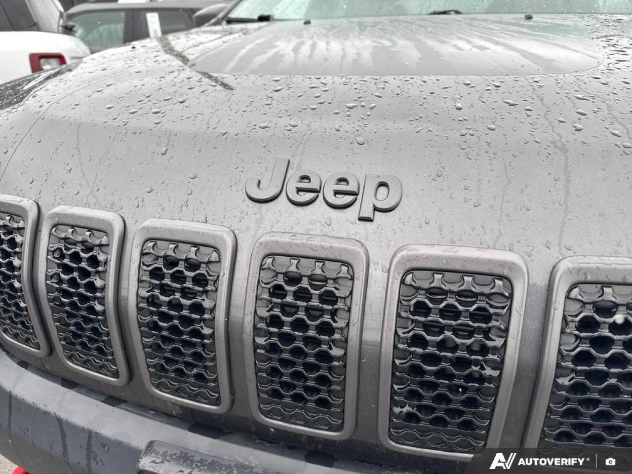 2019 Jeep Cherokee Trailhawk BACKUP CAM   BLUETOOTH   KEYLESS ENTRY Photo