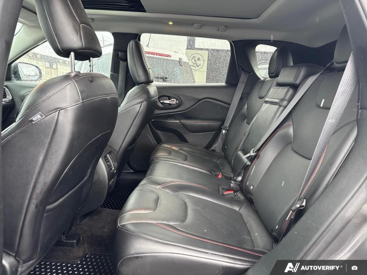 2019 Jeep Cherokee Trailhawk BACKUP CAM   BLUETOOTH   KEYLESS ENTRY Photo