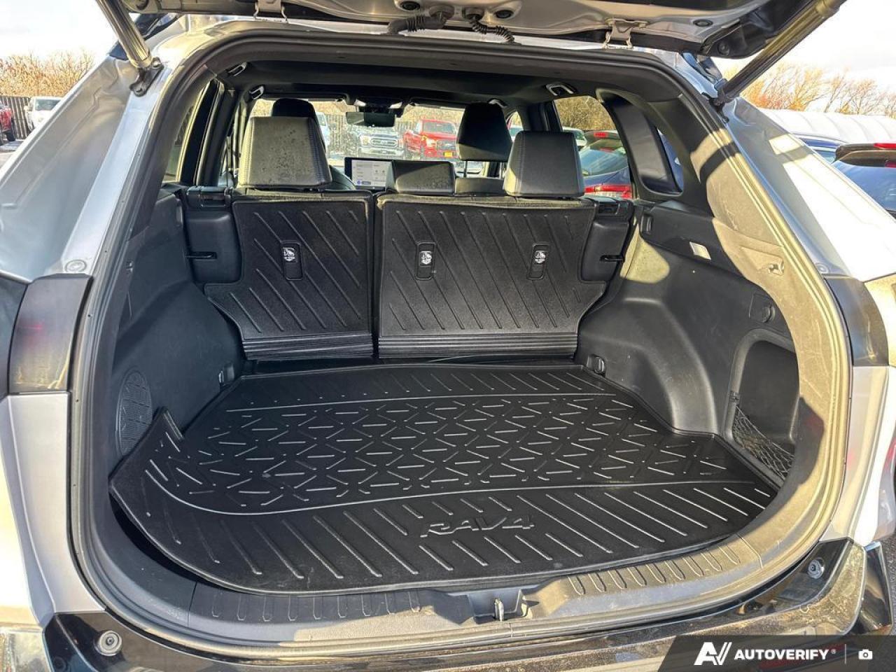 2023 Toyota RAV4 Hybrid XSE HYBRID   BACKUP CAM   BLUETOOTH   HTD SEATS Photo