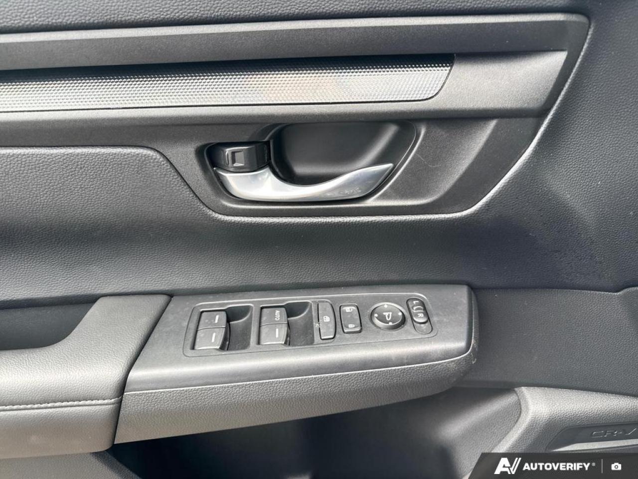 2023 Honda CR-V LX-B BACKUP CAM   BLUETOOTH   HTD SEATS   KEYLESS Photo