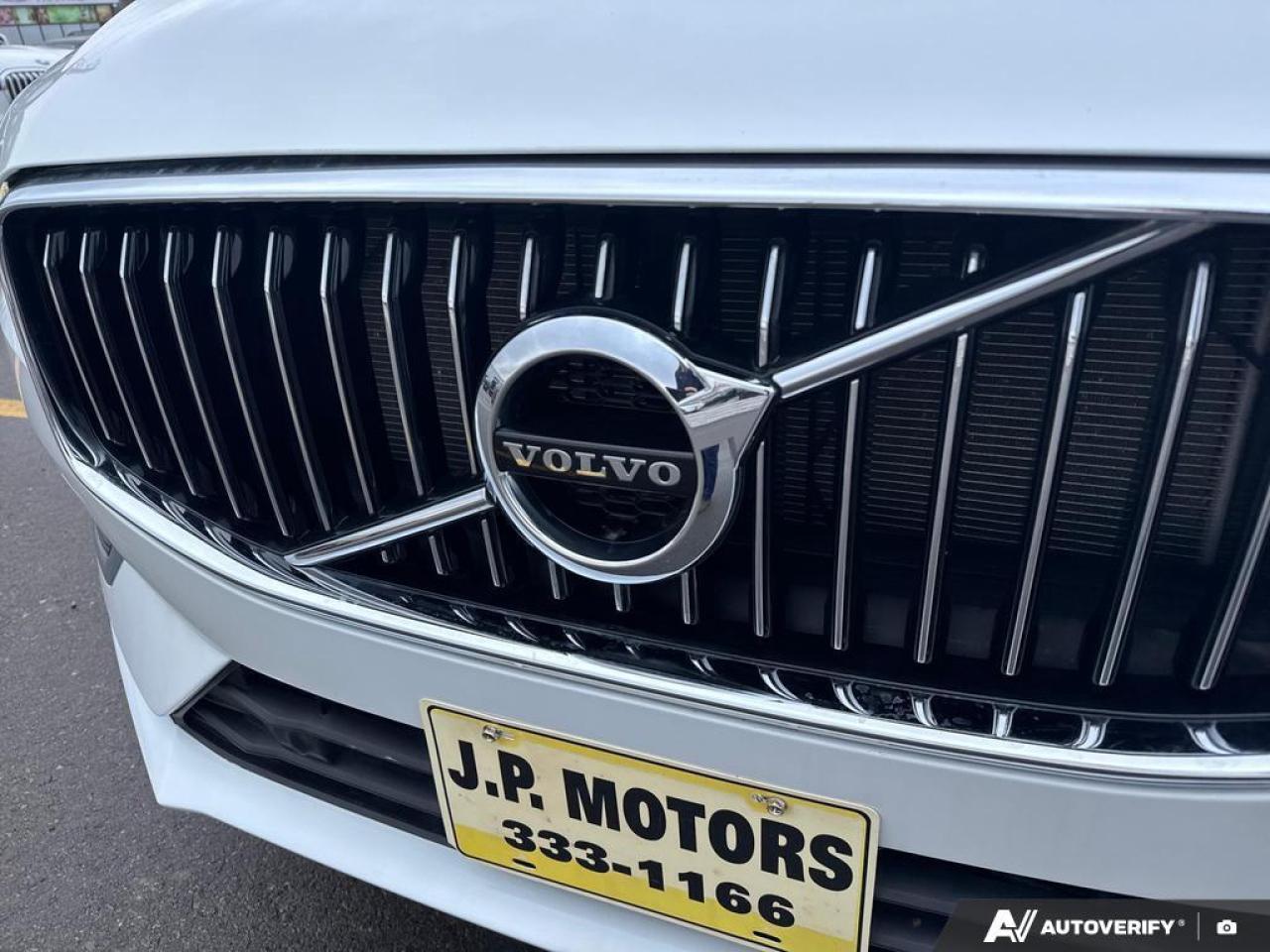 2021 Volvo XC60 Recharge T8 Inscription Expression HYBRID   BACKUP CAM   BL Photo