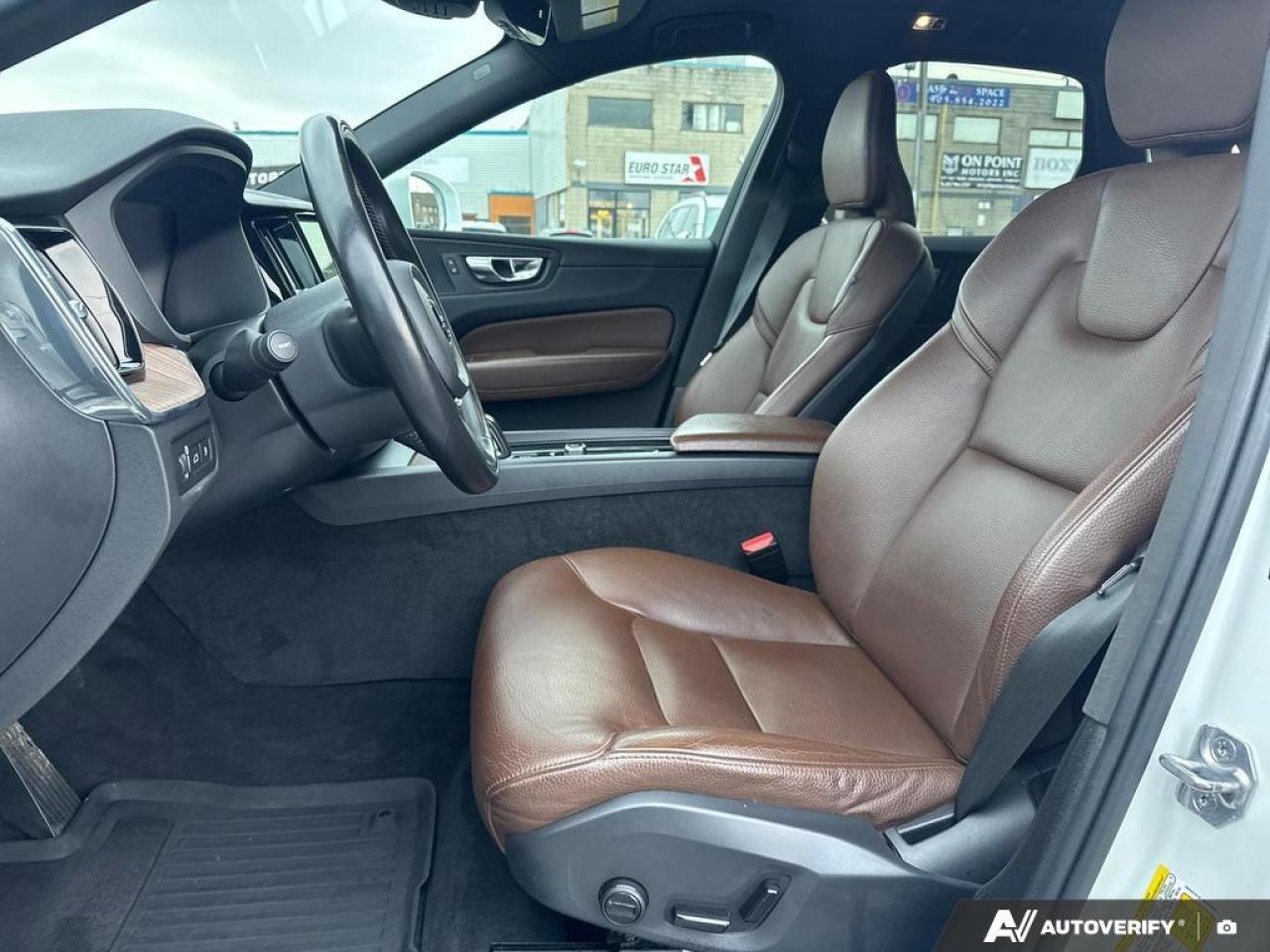 2021 Volvo XC60 Recharge T8 Inscription Expression HYBRID   BACKUP CAM   BL Photo