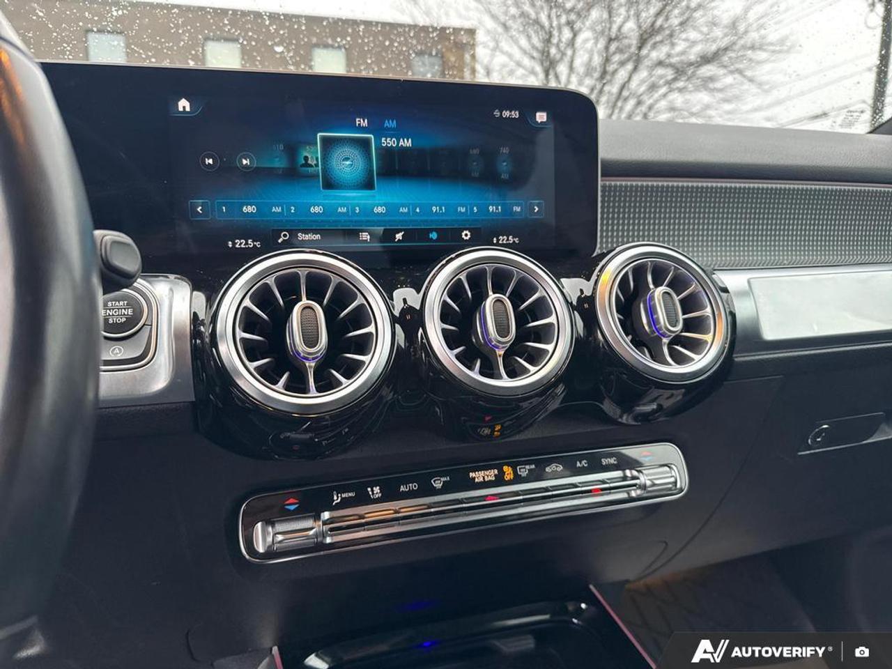 2021 Mercedes-Benz GLB250 BACKUP CAM   BLUETOOTH   HTD SEATS   KEYLESS ENTRY Photo