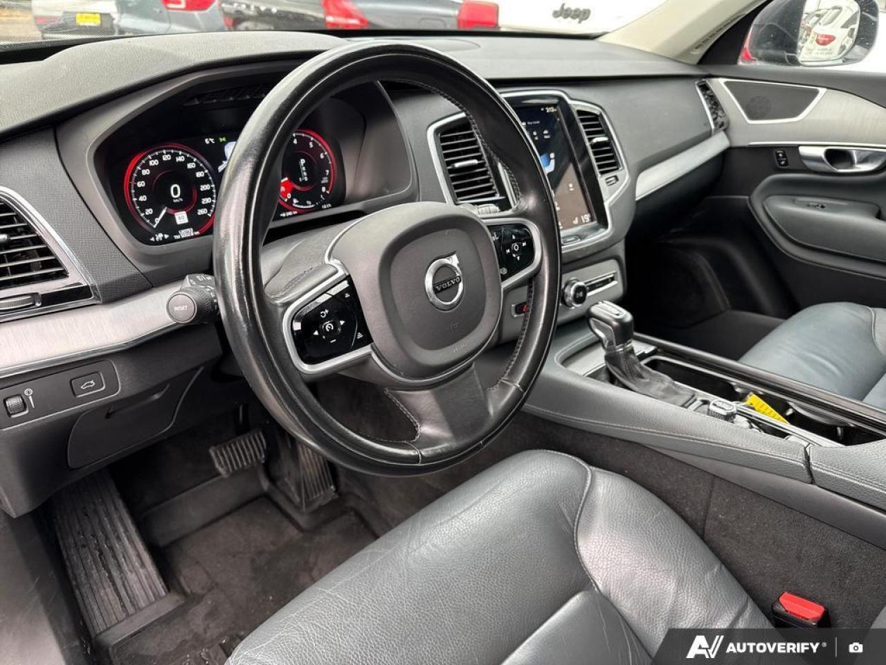 2020 Volvo XC90 T6 Momentum 7 Passenger BACKUP CAM   BLUETOOTH   H Photo