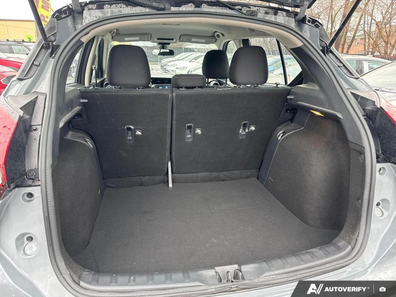 2024 Nissan Kicks SV BACKUP CAM   BLUETOOTH   HTD SEATS   KEYLESS EN Photo