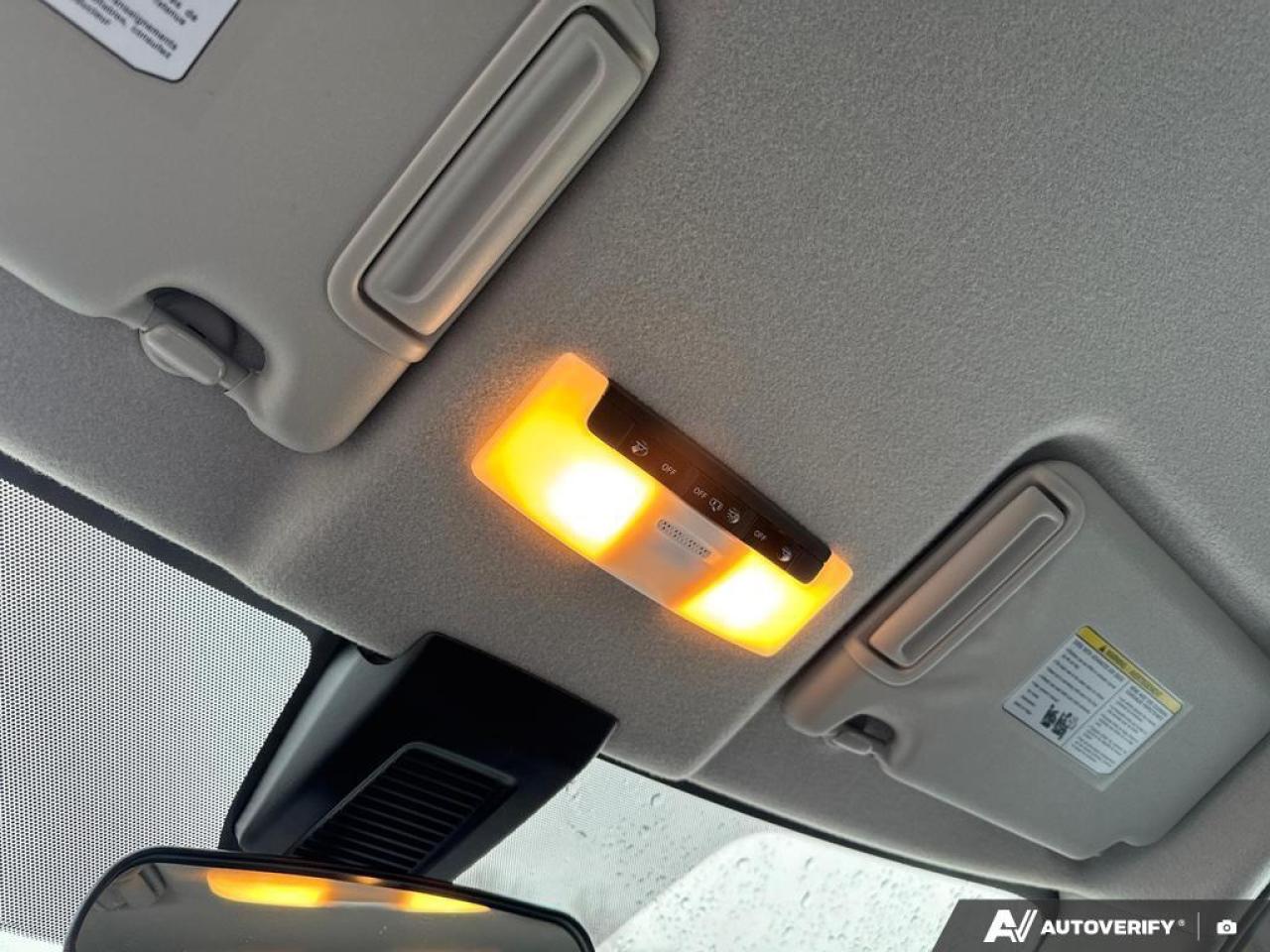 2024 Nissan Kicks SV BACKUP CAM   BLUETOOTH   HTD SEATS   KEYLESS EN Photo