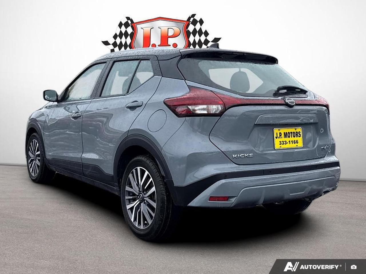 2024 Nissan Kicks SV BACKUP CAM   BLUETOOTH   HTD SEATS   KEYLESS EN Photo