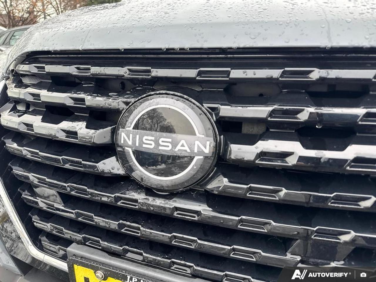 2024 Nissan Kicks SV BACKUP CAM   BLUETOOTH   HTD SEATS   KEYLESS EN Photo