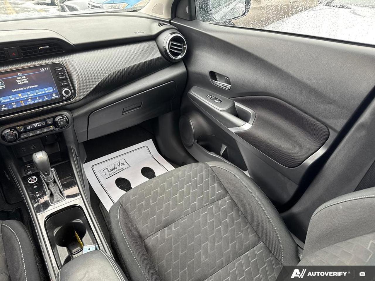 2024 Nissan Kicks SV BACKUP CAM   BLUETOOTH   HTD SEATS   KEYLESS EN Photo