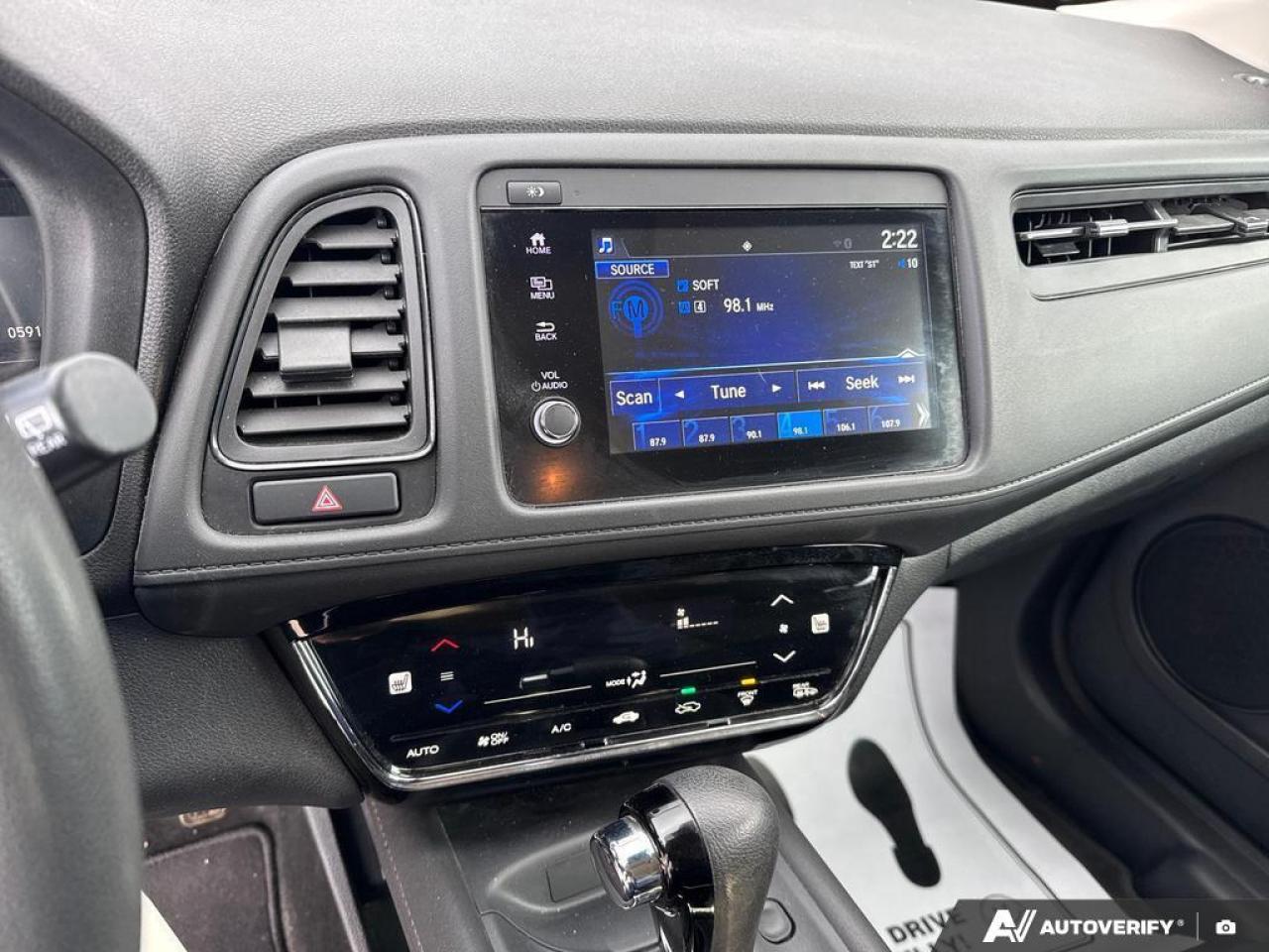 2022 Honda HR-V LX BACKUP CAM   BLUETOOTH   HTD SEATS   KEYLESS EN Photo