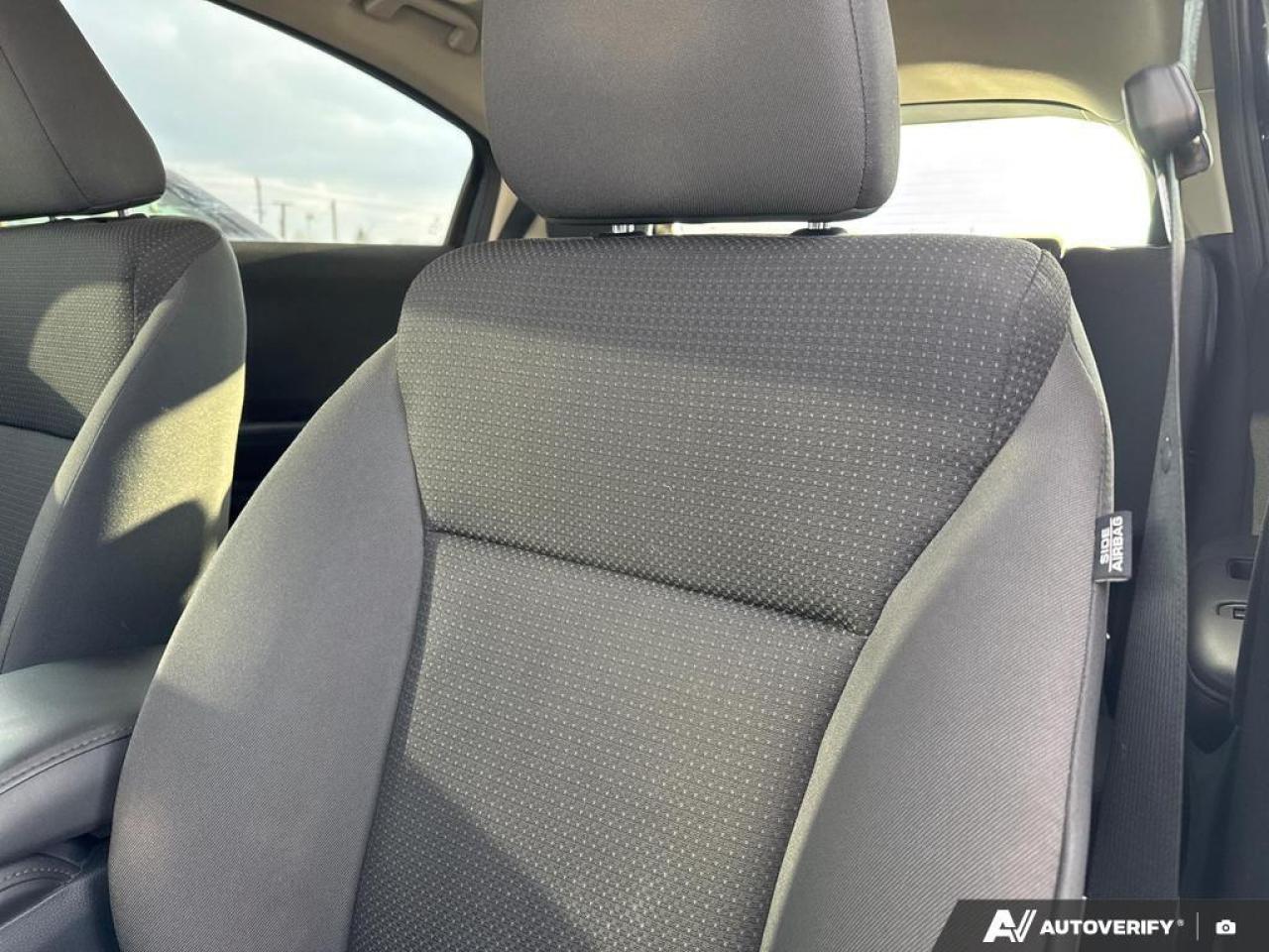 2022 Honda HR-V LX BACKUP CAM   BLUETOOTH   HTD SEATS   KEYLESS EN Photo