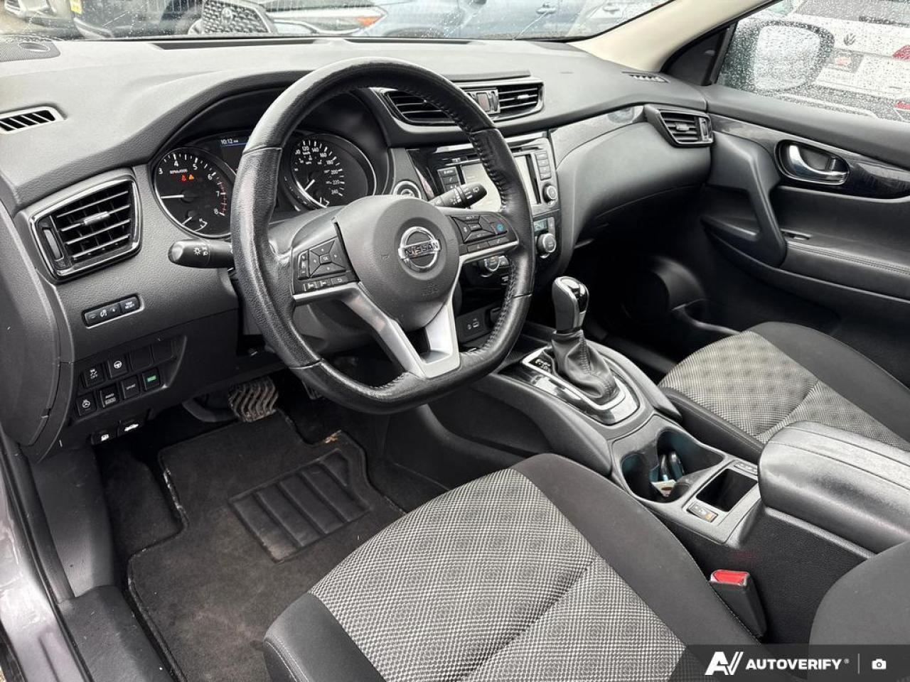 2023 Nissan Qashqai SV BACKUP CAM   BLUETOOTH   HTD SEATS   KEYLESS EN Photo