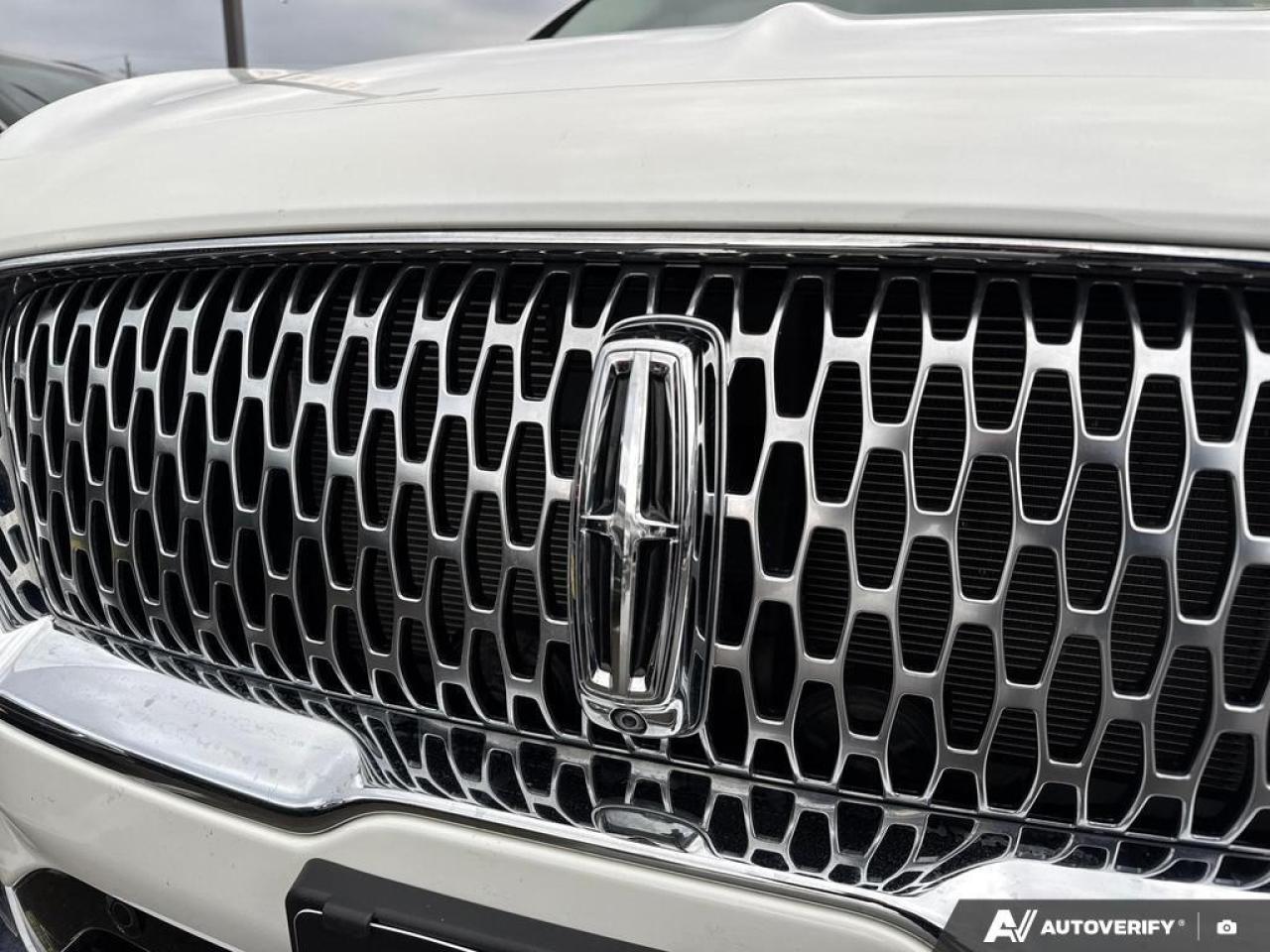 2022 Lincoln Nautilus Reserve BACKUP CAM   BLUETOOTH   HTD & CLD SEATS Photo