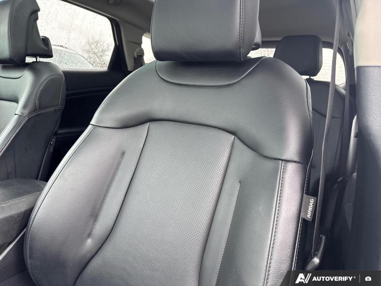 2024 Kia Sportage EX BACKUP CAM   BLUETOOTH   HTD SEATS   KEYLESS EN Photo