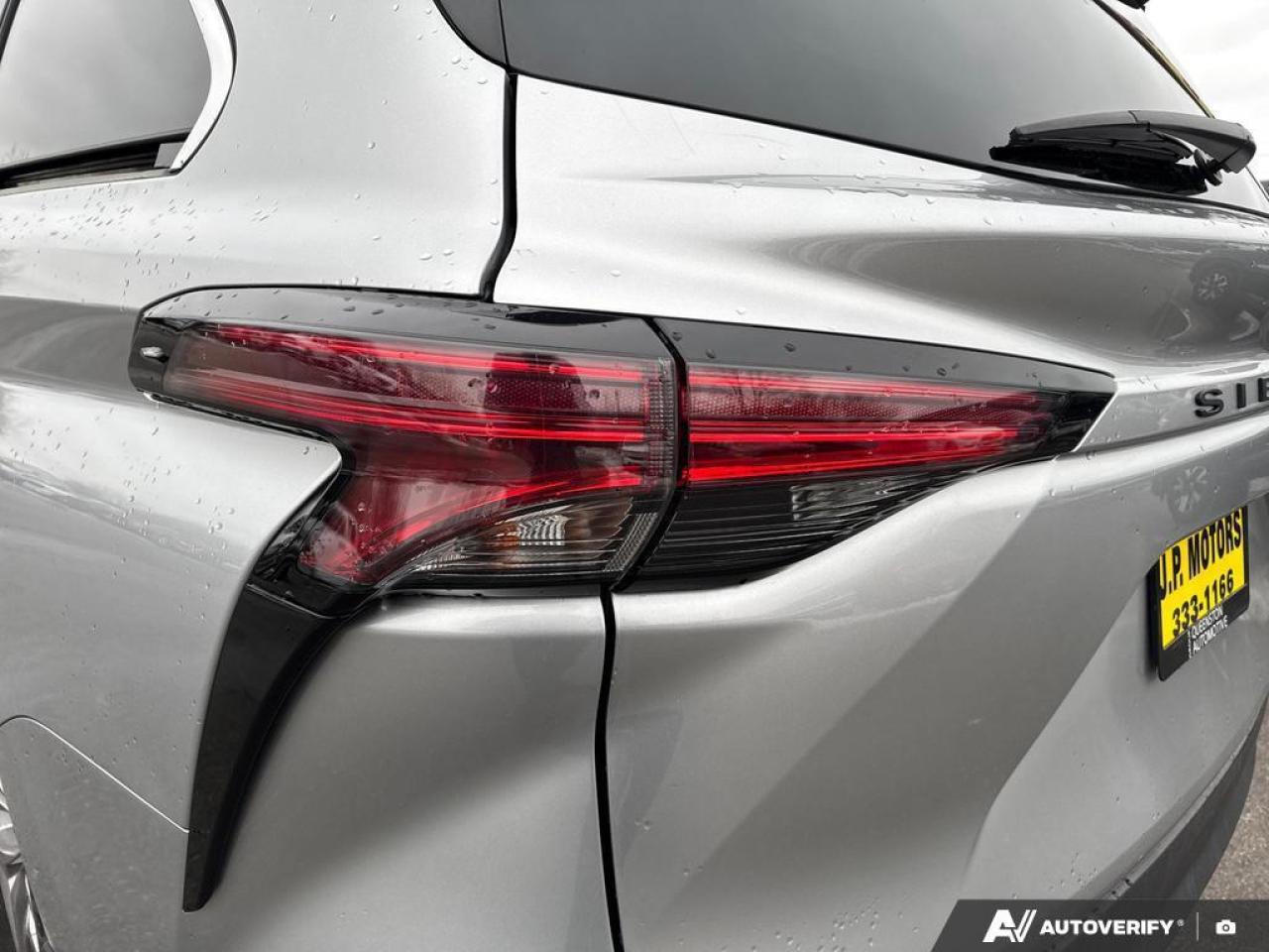 2021 Toyota Sienna LE 8-Passenger BACKUP CAM   BLUETOOTH   HTD SEATS Photo