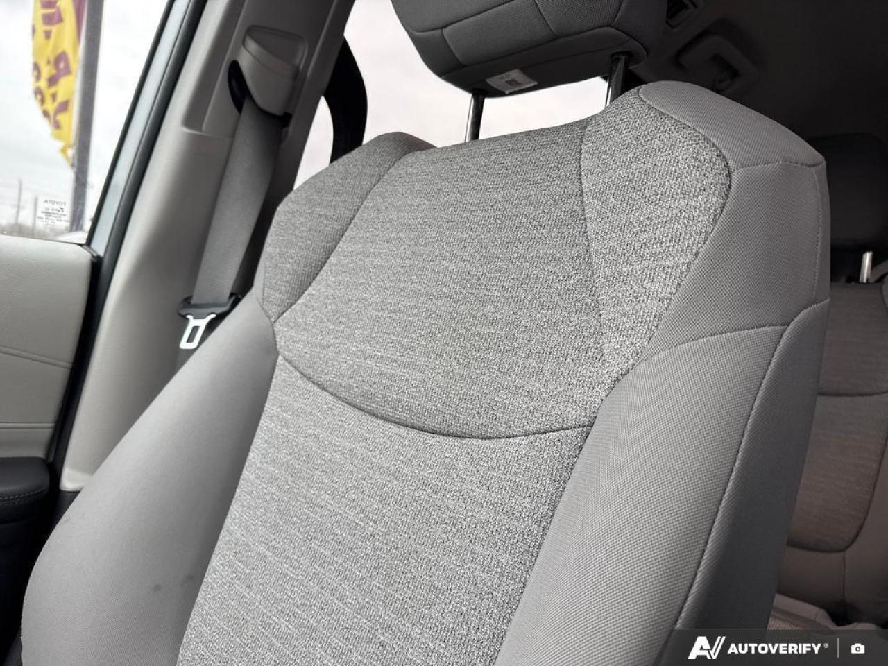 2021 Toyota Sienna LE 8-Passenger BACKUP CAM   BLUETOOTH   HTD SEATS Photo