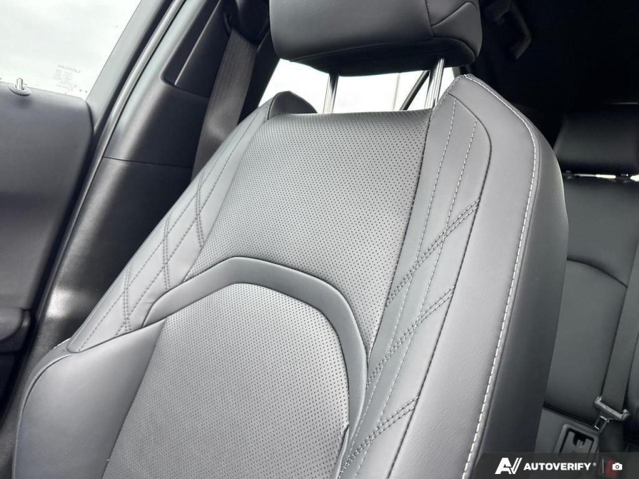 2024 Lexus UX 250H HYBRID   BACKUP CAM   BLUETOOTH   HTD SEATS   KEYL Photo