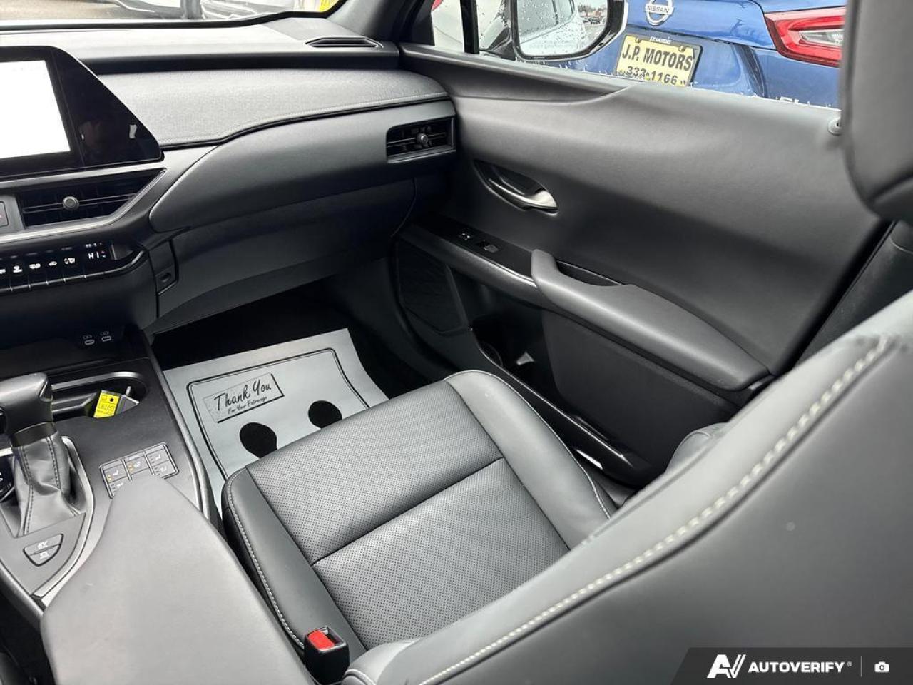 2024 Lexus UX 250H HYBRID   BACKUP CAM   BLUETOOTH   HTD SEATS   KEYL Photo