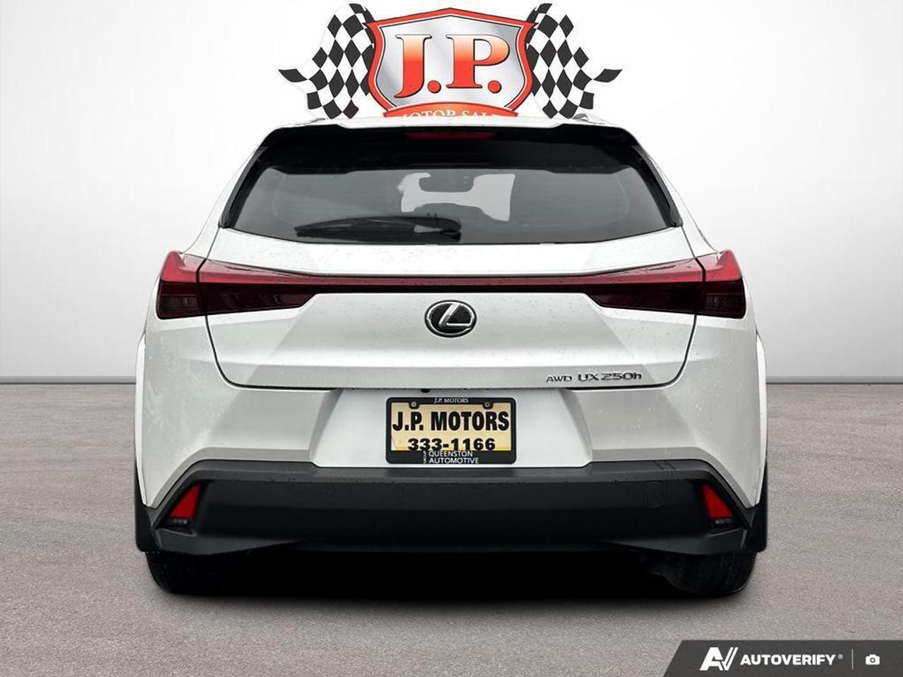 2024 Lexus UX 250H HYBRID   BACKUP CAM   BLUETOOTH   HTD SEATS   KEYL Photo4