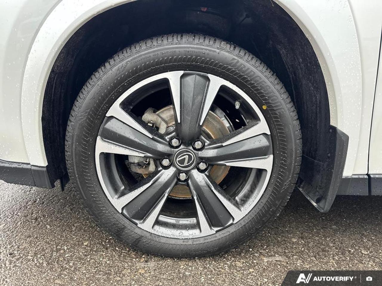 2024 Lexus UX 250H HYBRID   BACKUP CAM   BLUETOOTH   HTD SEATS   KEYL Photo