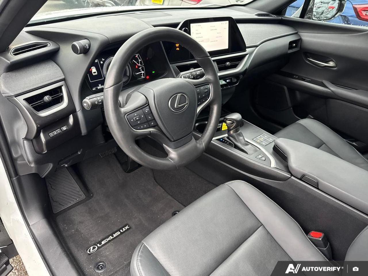 2024 Lexus UX 250H HYBRID   BACKUP CAM   BLUETOOTH   HTD SEATS   KEYL Photo