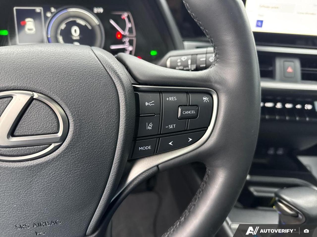 2024 Lexus UX 250H HYBRID   BACKUP CAM   BLUETOOTH   HTD SEATS   KEYL Photo