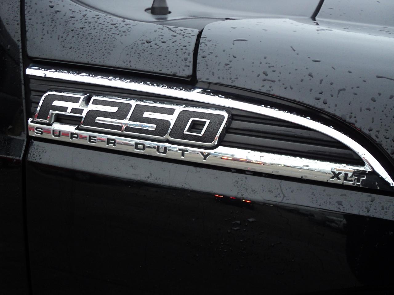 2016 Ford SUPER DUTY F-250 SRW XLT CrewCab FX4 6.2L8cyl 6'8"Box BackUpCam Photo