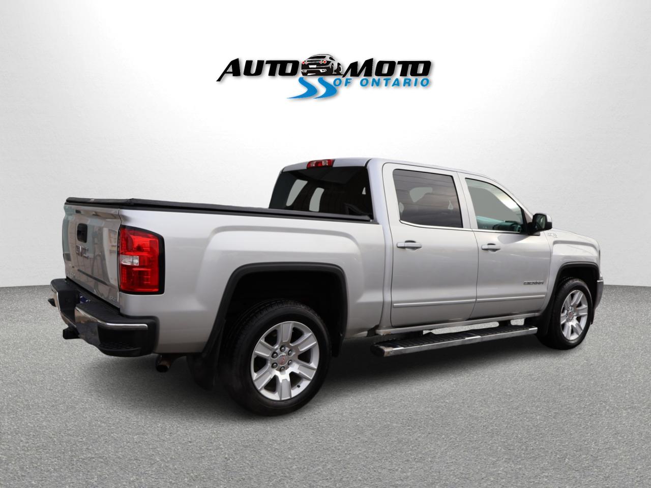 2018 GMC Sierra 1500 V8 SLE-Z71 LIMITED PKG 4WD CERTIFIED *ACCIDENT FREE* CAMERA BLUETOOTH HEATED SEATS SIDE BOARDS CRUISE ALLOYS Photo