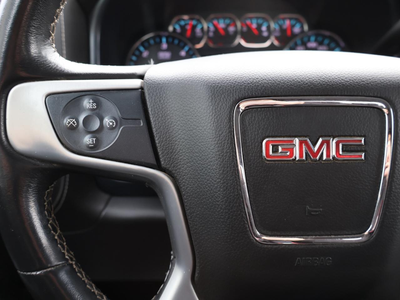 2018 GMC Sierra 1500 V8 SLE-Z71 LIMITED PKG 4WD CERTIFIED *ACCIDENT FREE* CAMERA BLUETOOTH HEATED SEATS SIDE BOARDS CRUISE ALLOYS Photo