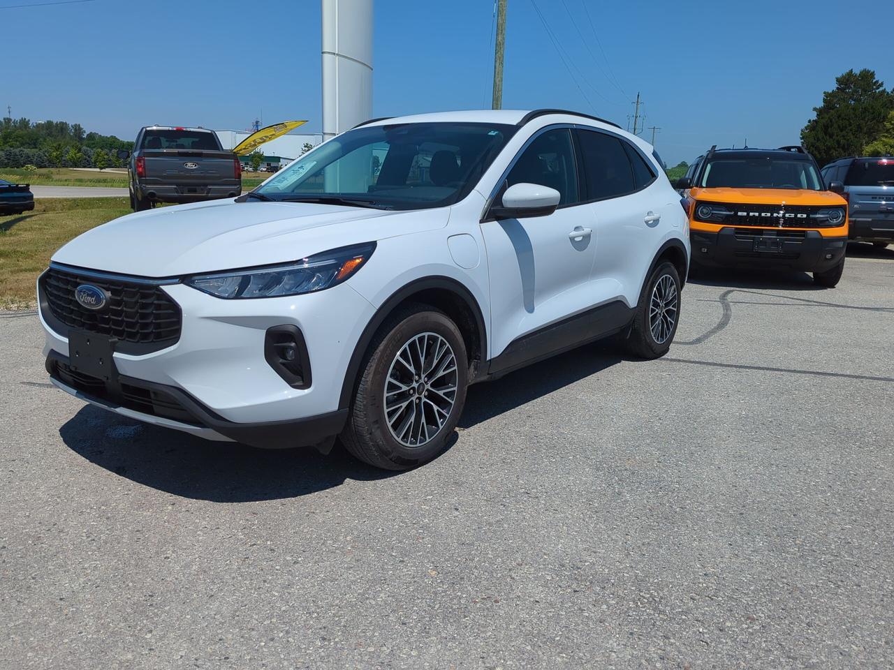 2023 Ford Escape PHEV FWD Photo0