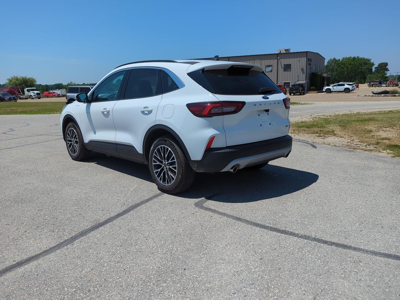 2023 Ford Escape PHEV FWD Photo3