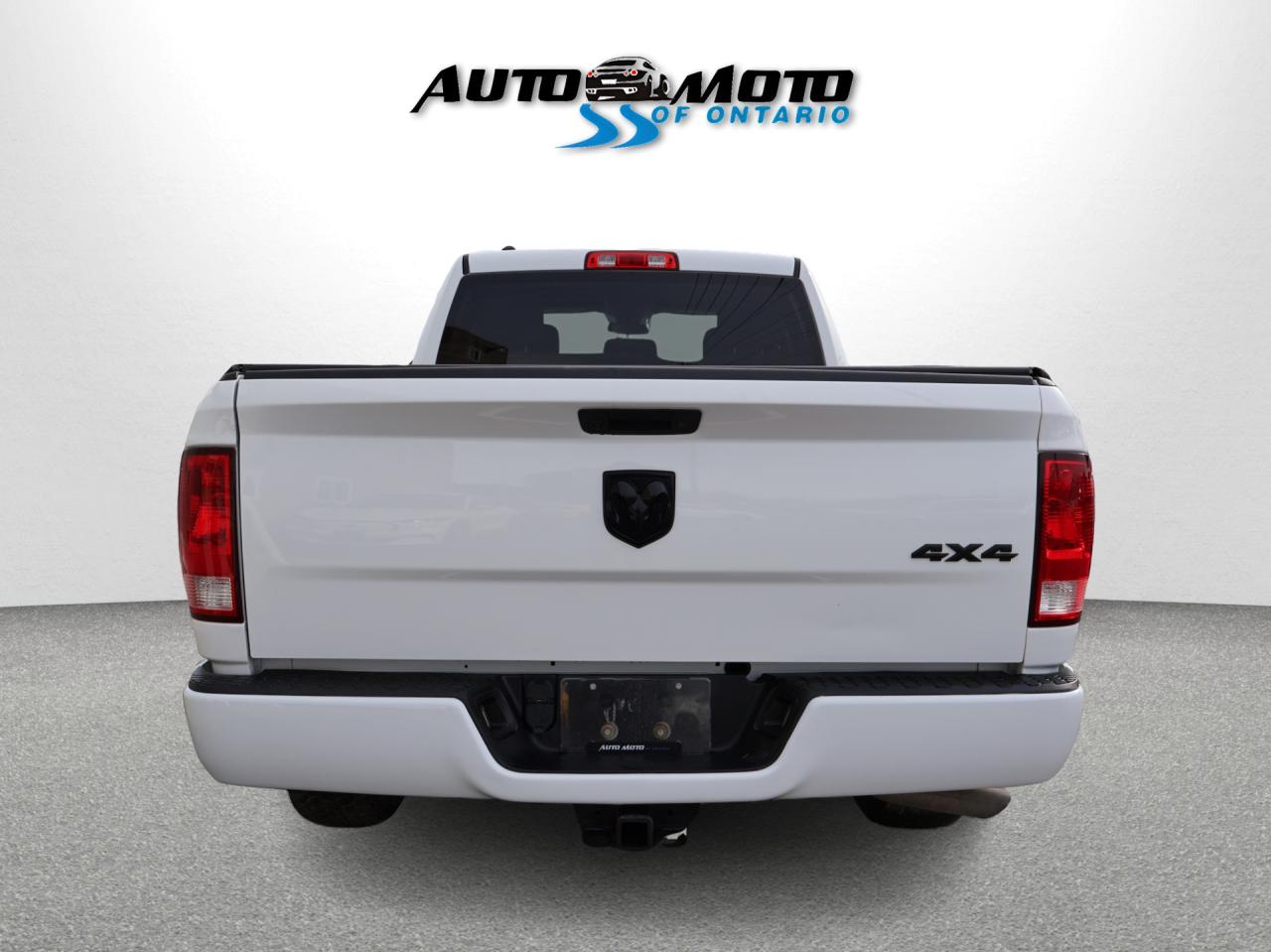 2018 RAM 1500 TRADESMAN 4WD CERTIFIED *ACCIDENT FREE* CAMERA BLUETOOTH CRUISE ALLOYS Photo