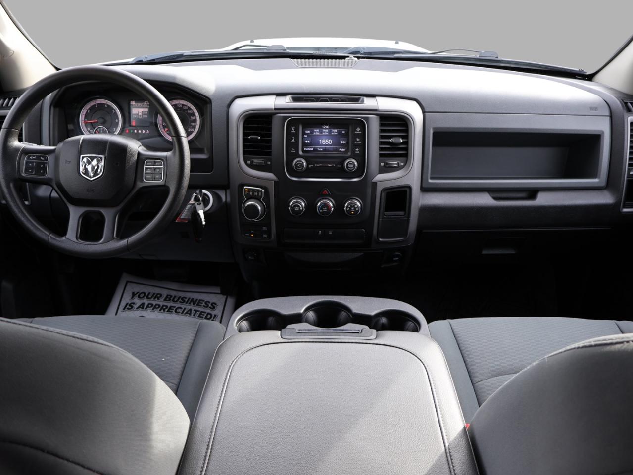 2018 RAM 1500 TRADESMAN 4WD CERTIFIED *ACCIDENT FREE* CAMERA BLUETOOTH CRUISE ALLOYS Photo