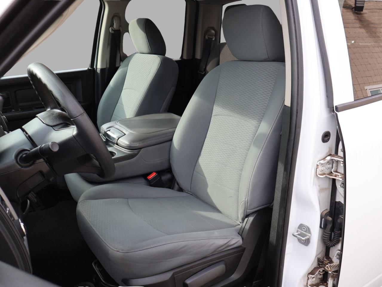 2018 RAM 1500 TRADESMAN 4WD CERTIFIED *ACCIDENT FREE* CAMERA BLUETOOTH CRUISE ALLOYS Photo