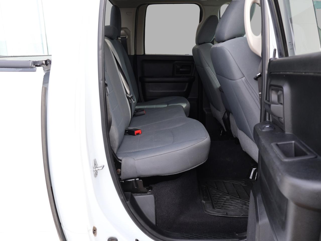 2018 RAM 1500 TRADESMAN 4WD CERTIFIED *ACCIDENT FREE* CAMERA BLUETOOTH CRUISE ALLOYS Photo