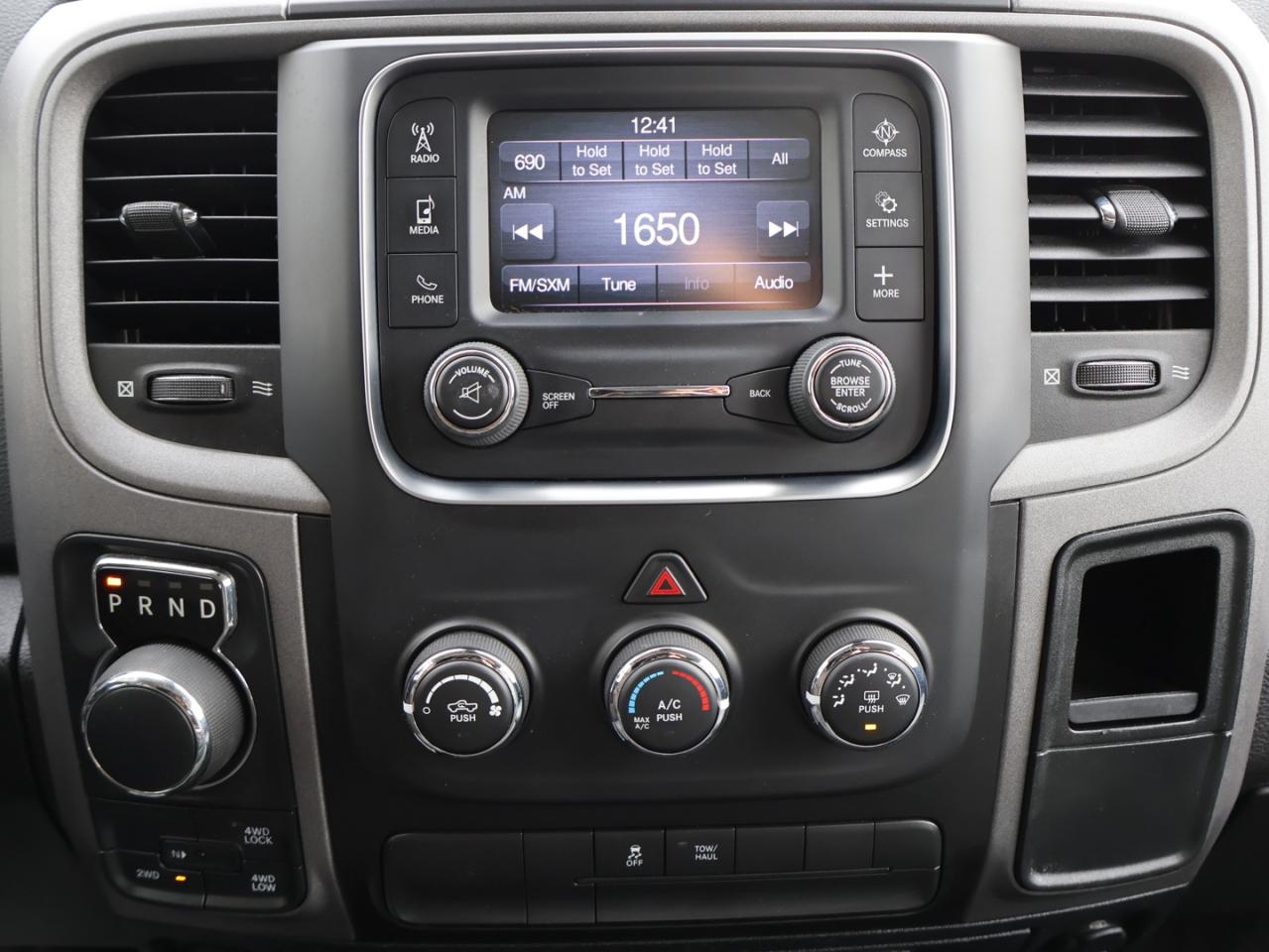 2018 RAM 1500 TRADESMAN 4WD CERTIFIED *ACCIDENT FREE* CAMERA BLUETOOTH CRUISE ALLOYS Photo