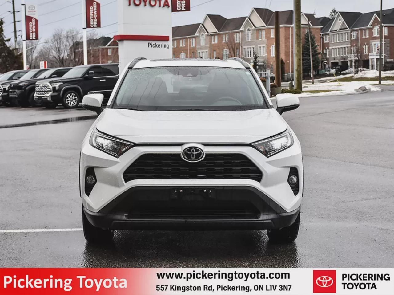 2021 Toyota RAV4 XLE Photo3