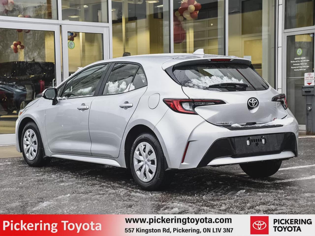 2023 Toyota Corolla Hatchback SE Photo