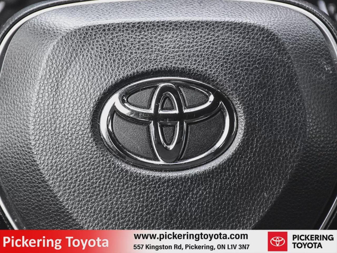 2023 Toyota Corolla Hatchback SE Photo