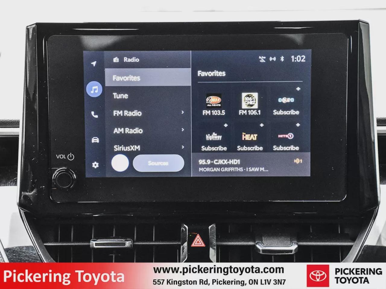 2023 Toyota Corolla Hatchback SE Photo